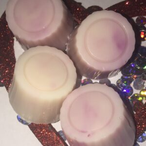 Lavender & coconut milk |pack of 4 melts