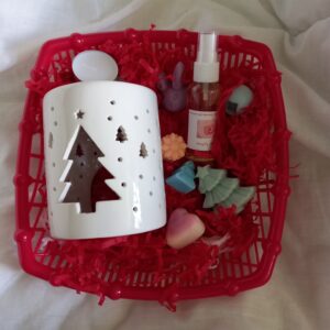 white cut out burner | gift set