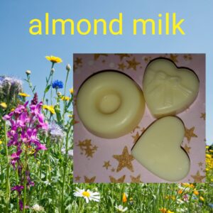 Almond milk & Manuka honey